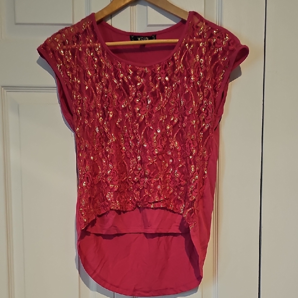 Don’t You Dare Pink Lace Sequin High-Low Top – Size S